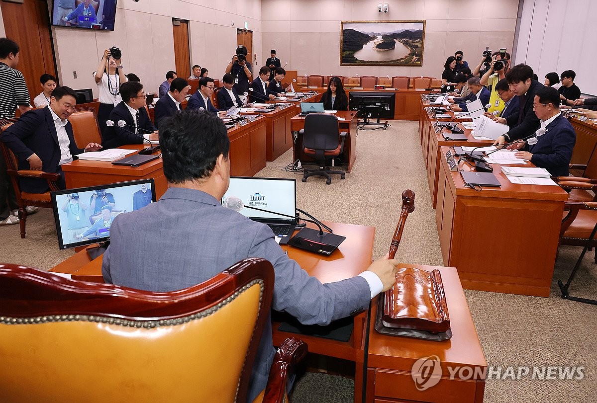 국회 농해수위, '尹거부 농업 4법' 중 2개 처리…진…