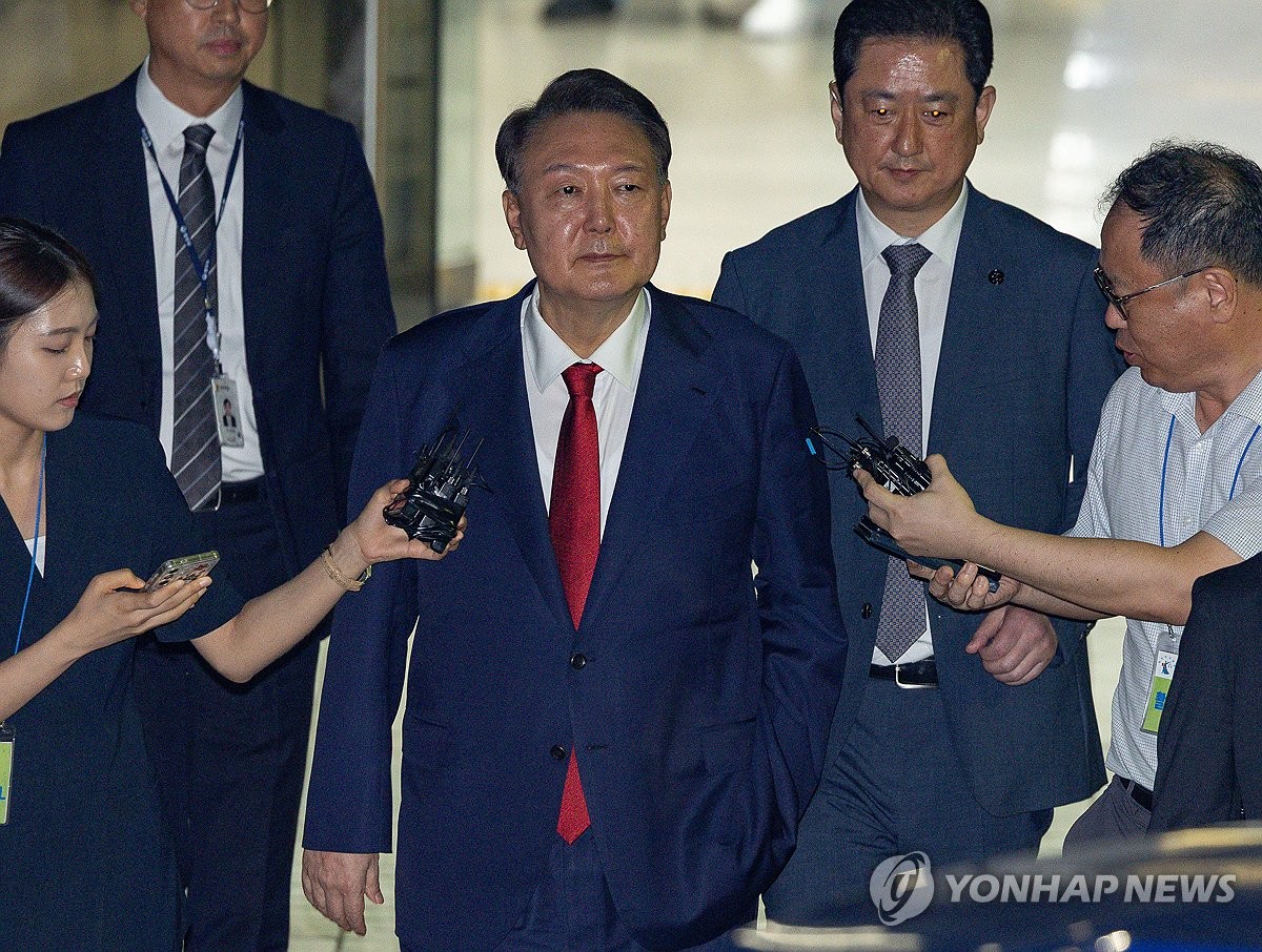 尹, 서울구치소 일반수용동 2평대 독방 수감…수용번호 