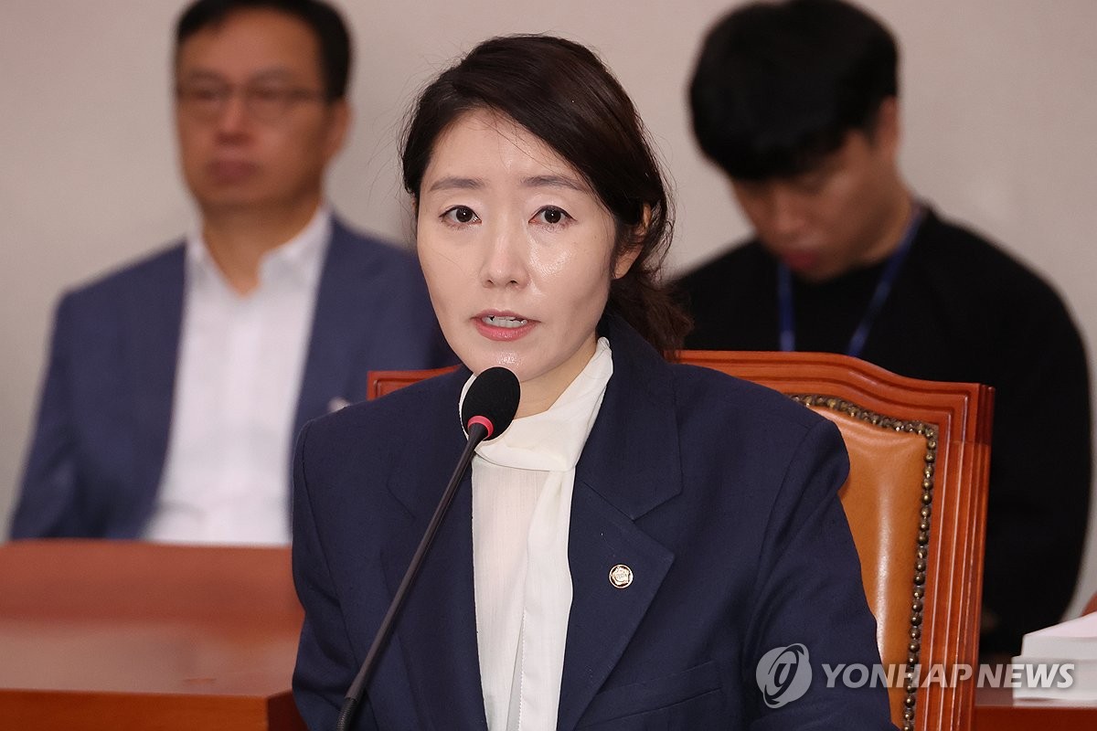 [속보] 李대통령, 강선우 청문보고서 재송부요청…"기한 24일까지"