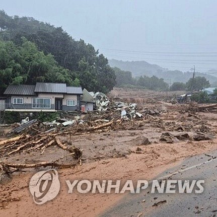 [속보] 중대본부장 "산사태 발생지역, 인력·자원 총동…