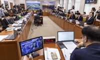 김윤덕 청문회…'재산신고 누락·이해충돌' 與野 공방