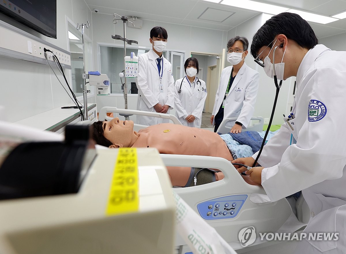 학업에 복귀한 의대생들