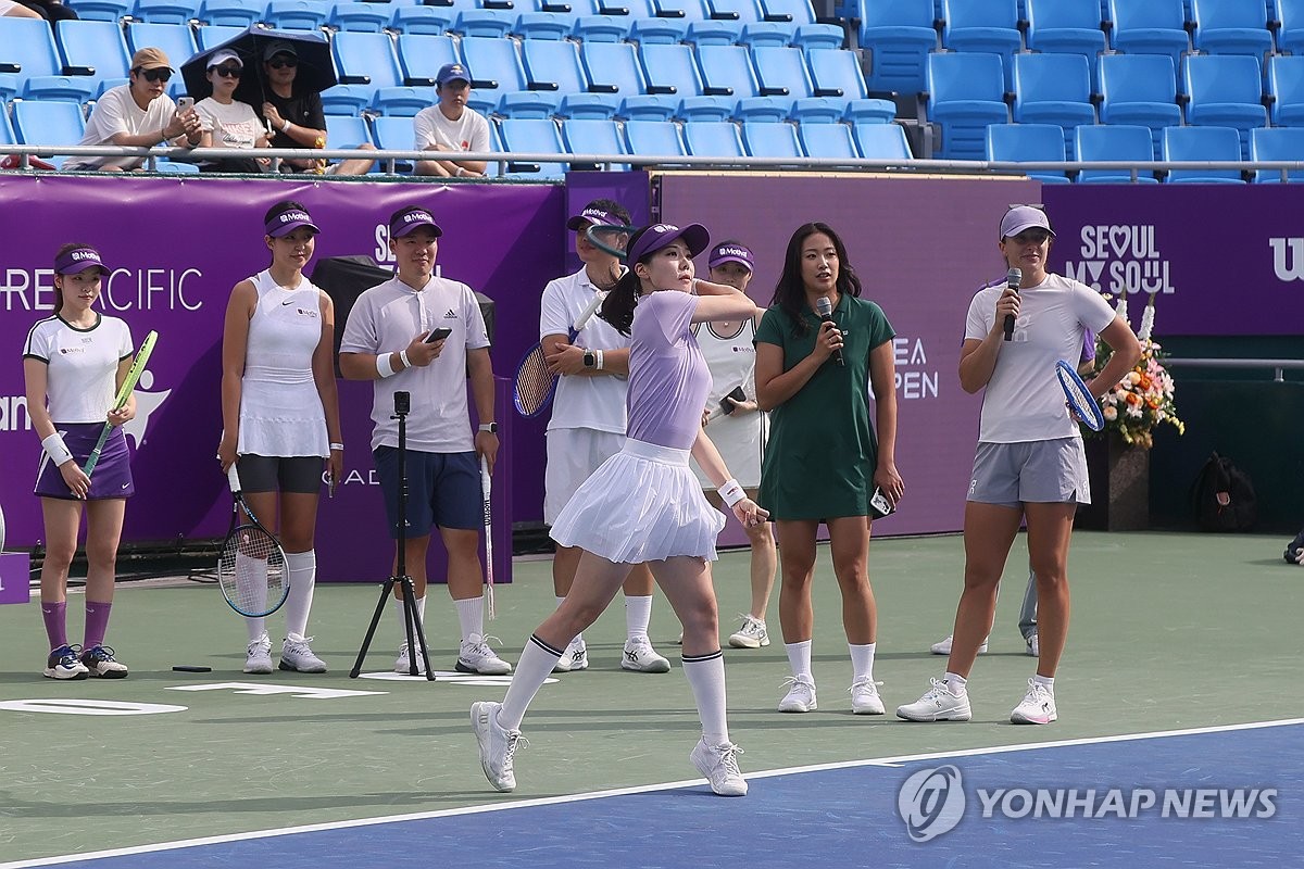 이가 시비옹테크 '스윙을 해보세요'