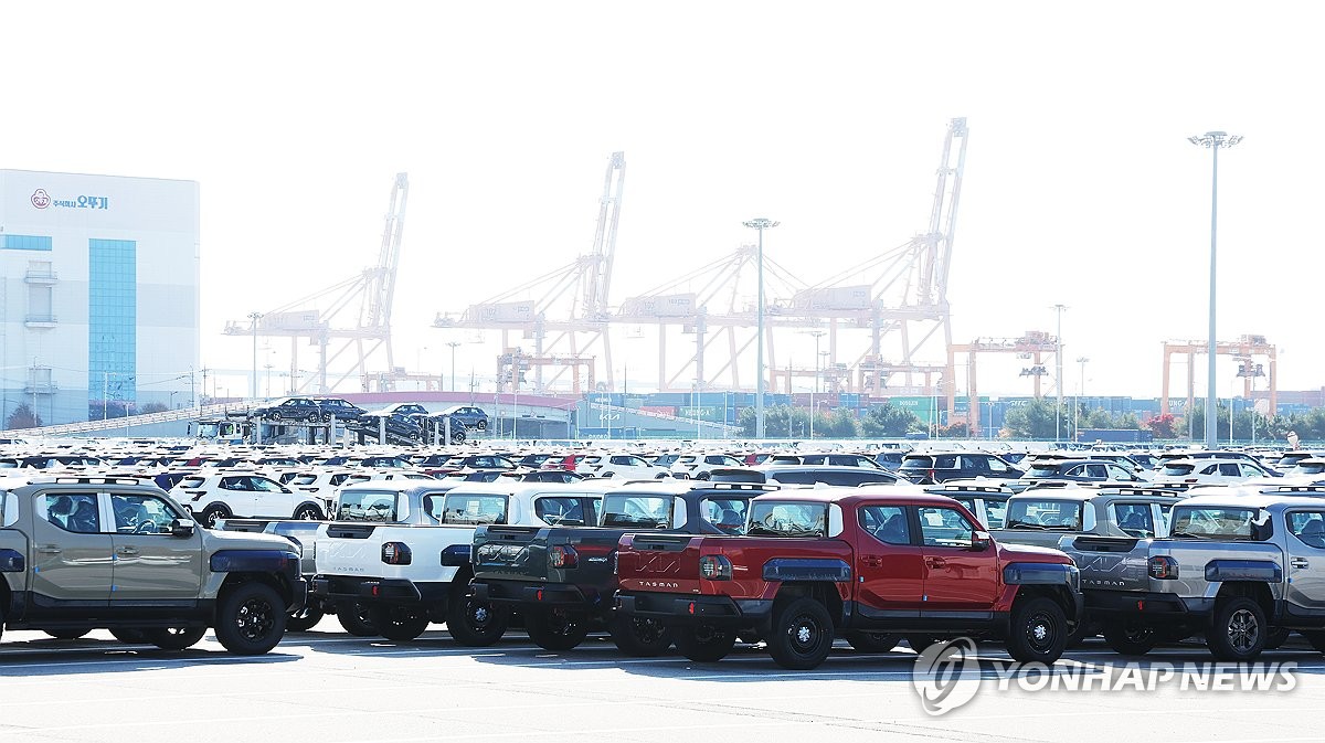 Minister urges efforts to strengthen 'fundamental' competitiveness of auto parts industry