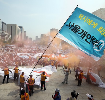 '타다 OUT'...서울개인택시조합 광화문광장 집회