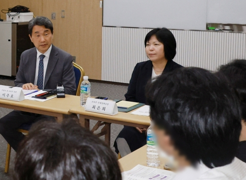 정부, 의대교육자문단 내달 출범…의대생 4명 포함