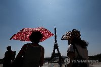 '36도 폭염' 프랑스에서 차량 안 방치된 두살배기 사망