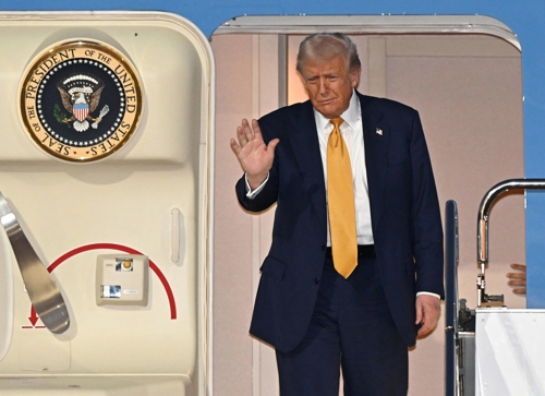 트럼프 "美에 공장짓는 외국전문가 위한 새 비자계획 수립중"